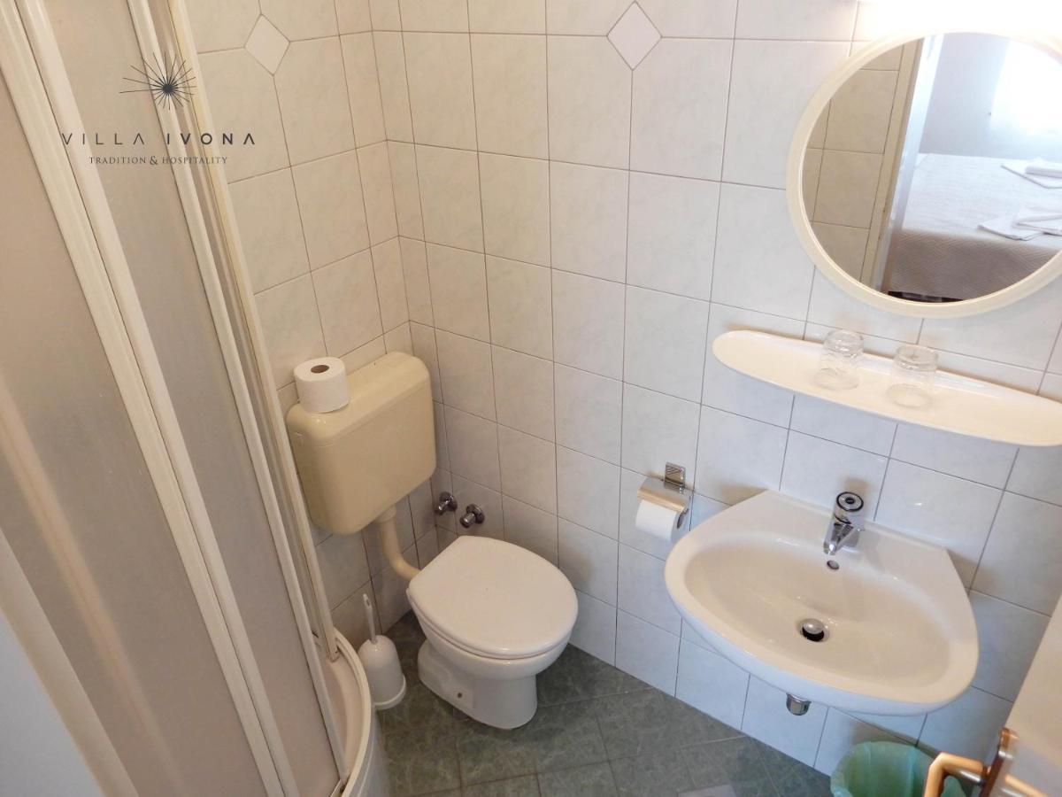 Bed And Breakfast Ivona Baska Voda Exterior photo
